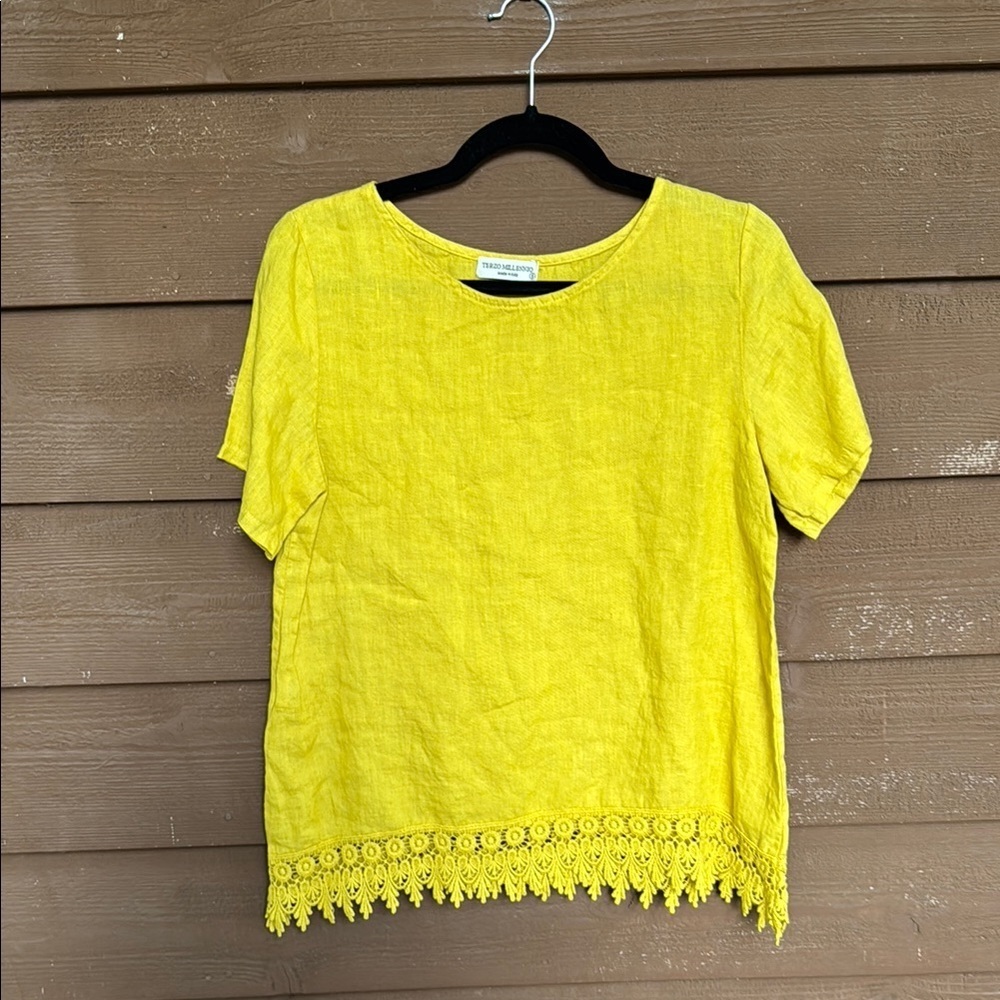 Terzo Millennio goldenrod colored linen shirt size small